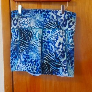 Constantly Varied Gear size small shorts